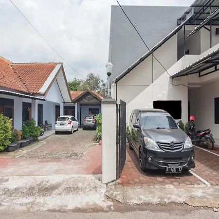 Tw Penginapan Syariah Cianjur Exterior photo